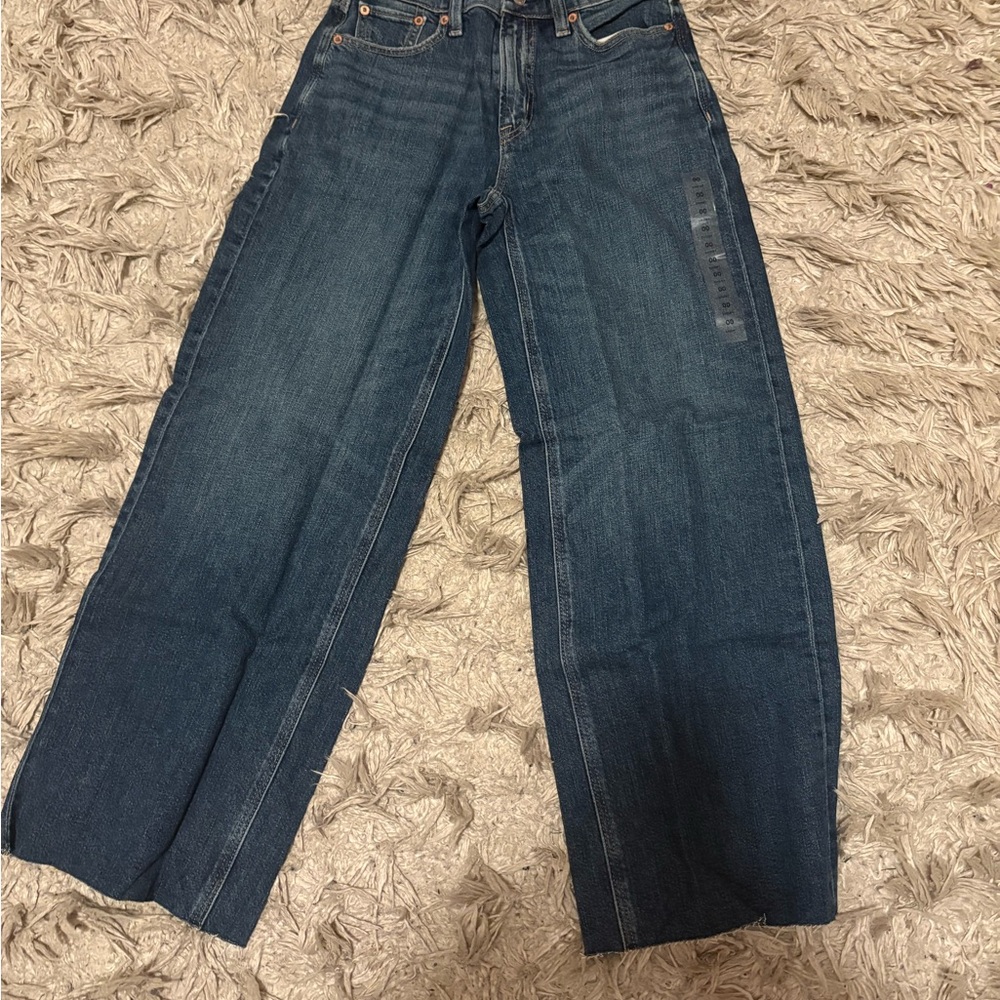 AMERICAN EAGLE high waisted wide leg jeans